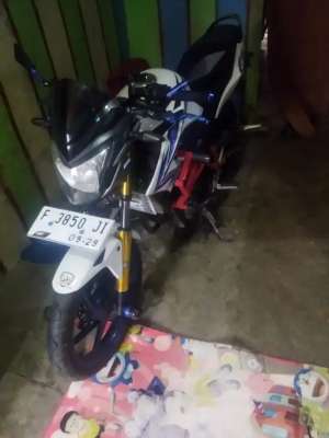 Jual bekas Honda Cb150r 2013,lokasi di Megamendung