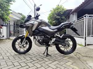 Jual bekas HONDA CB150X 2024 MULUS ORI NIK 2023 CB 150X,lokasi di Pondok Aren