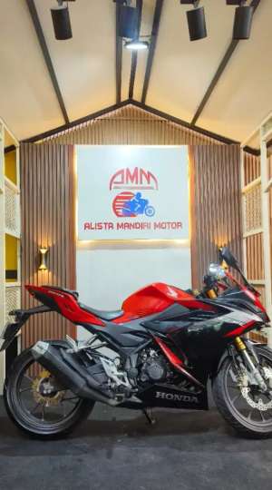 Jual bekas HONDA CBR 150 R, TH.2000,lokasi di Tebet