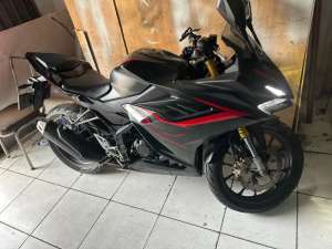 Jual bekas Honda CBR 150R 2021 ABS,lokasi di Tambora