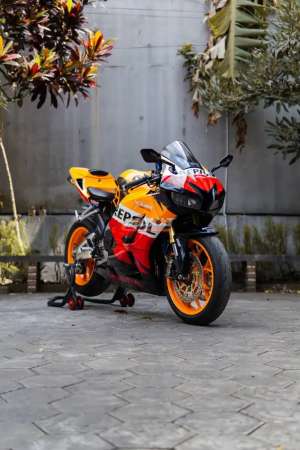 Honda CBR 600 Full paper aprilia ktm z800 lokasi di Paal Dua, tersedia melalui melalui situs Olx