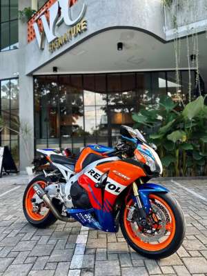 Jual bekas Honda CBR1000RR 2011,lokasi di Cibeunying Kidul