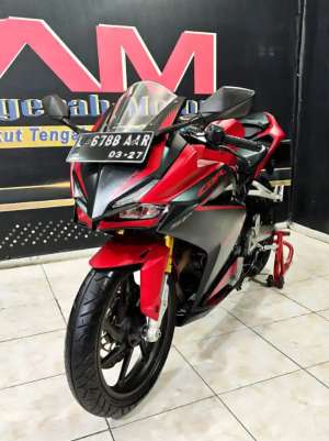Jual bekas Honda CBR250RR ABS SP TH 2022 ODO 8RB Cakep pol no minus,lokasi di Lakarsantri