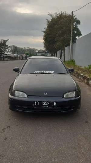 Jual bekas Honda Civic Genio th 92,lokasi di 