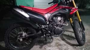 Jual bekas Honda CRF 150cc hrg 30 nego km sedikit,lokasi di Jombang