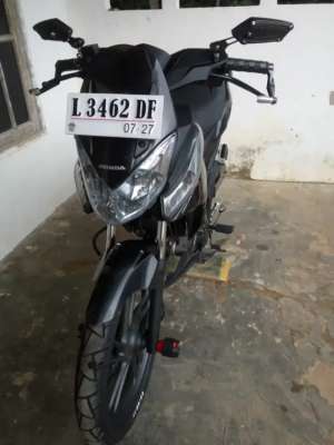 Jual bekas Honda Cs1 tahun 2008 Hitam,lokasi di Bubutan