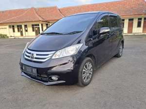 Jual bekas Honda Freed E PSD 2015 Matic Km 60 rb,lokasi di 
