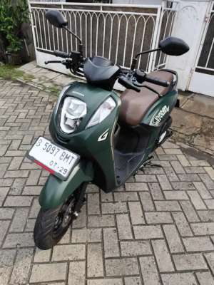 Jual bekas HONDA GENIO 2024 KM 1800 AN B DKI BARAT,lokasi di Kembangan