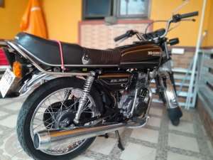 Jual bekas Honda GL Thn 1984 ori...,lokasi di Ngaglik