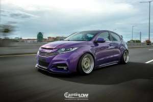 Jual bekas Honda HR-V 2015 full modifikasi vezell,lokasi di 