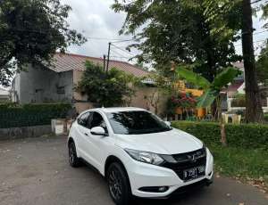 Jual bekas Honda HRV 1.5 E At 2017,lokasi di 