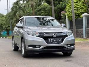 Jual bekas HONDA HRV E AT 2016 ABU LOW KM,lokasi di 