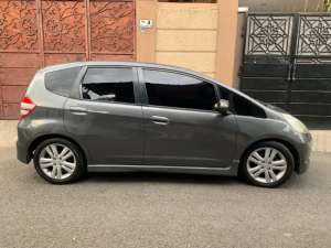 Jual bekas Honda Jazz RS 2010 Automatic,lokasi di 