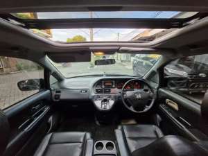 Jual bekas Honda Odyssey Sunroof Absolute Siap Mudik Nominus Istimewa,lokasi di 