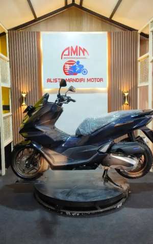 Jual bekas HONDA PCX 160 ABS TH.2024, KM LOW.,lokasi di Pancoran Mas