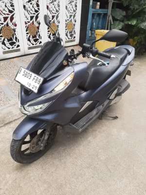 Jual bekas Honda PCX 2020 Keyless,ss lengkap, pajak hidup,Remote 2 ,Mesin Bagus,lokasi di Bekasi Utara