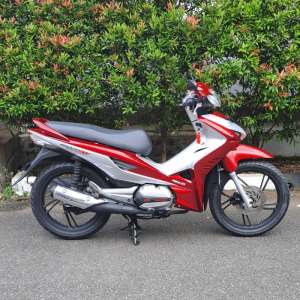 Jual bekas Honda Revo AT Matic 2010 Mulus,lokasi di Jakarta Timur