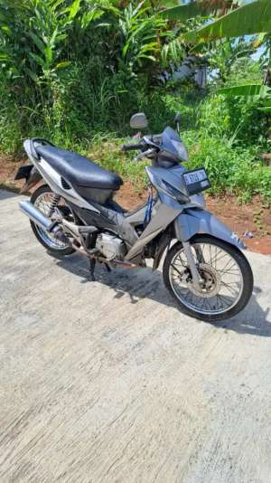 Jual bekas Honda Revo Old 2008,lokasi di Sawangan