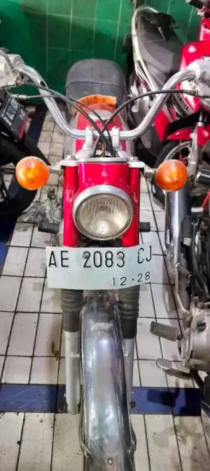 Jual bekas Honda S90 th 1969 mesin ok ss lgkp,lokasi di Jatinegara