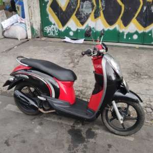 Jual bekas Honda Scoopy 2012 Pemakaian dari Baru,lokasi di Bandung