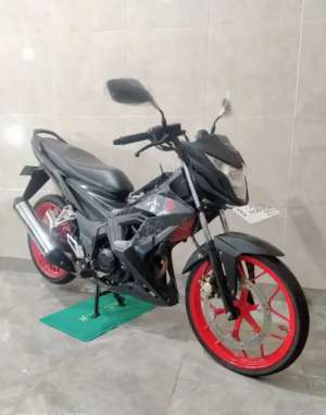 Jual bekas Honda Sonic 150 cc Special Edition Tahun 2017 Siap Pakai,lokasi di Senen