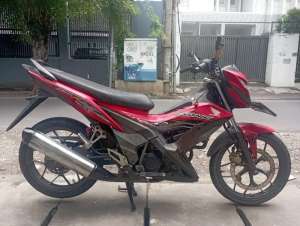 Jual bekas Honda Sonic 150R Th 2016 Original Jos muluss,lokasi di Kebon Jeruk