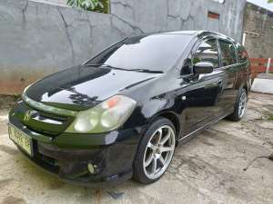 Jual bekas Honda Stream 2,0 th 2005,lokasi di 