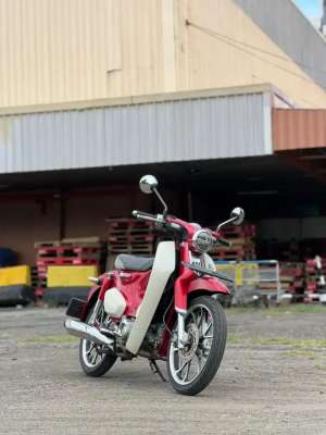 Jual bekas Honda supercub c125 2019 super cub supercup super cup limited low km,lokasi di Kembangan