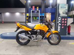 Jual bekas Honda Tiger Lawas CBU 1994 Kuning rare,lokasi di Medan Satria