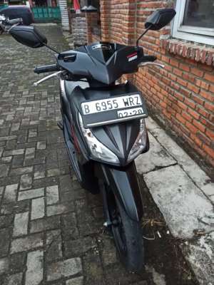 Jual bekas Honda Vario 110 LED ISS 2018 Pajak on 2026 Panjang mulus original,lokasi di Pondok Aren