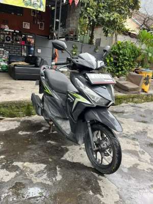 Jual bekas Honda Vario 125 LED OLD 2015,lokasi di Medan Satria