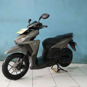 Jual bekas HONDA VARIO FI 150 BISA CASH DAN KREDIT,lokasi di Bambu Apus