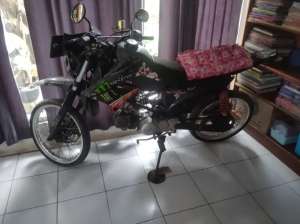 Honda win modifan lokasi di Bantar Gebang, tersedia melalui melalui situs Olx