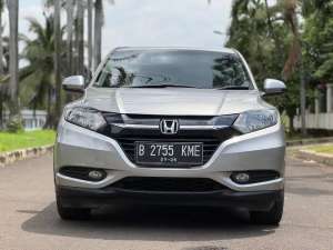 Jual bekas HRV 1.5 E AT LOW KM,lokasi di 