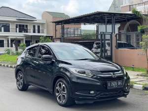 Jual bekas HRV 1.8 Prestige AT 2016 Hitam Metalik NEGO SAMPE DEAL,lokasi di 