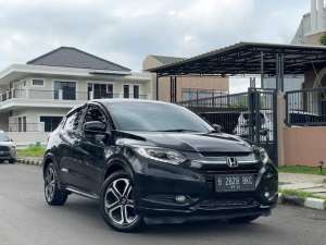 Jual bekas HRV 1.8 Prestige AT 2016 Hitam,lokasi di 
