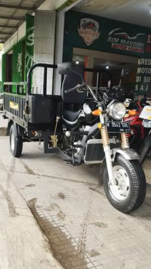 Jual bekas HTM GAJAH 200RD 2022 MANTAP POLLKREDIT MULAI DP 3JT,lokasi di Sumber Sari