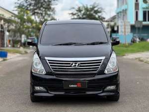 Jual bekas HYUNDAI H-1 2.4 AT 2013 HITAM KM 139rb,lokasi di 