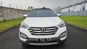 Jual bekas Hyundai Santafe 2015 Diesel Putih TGN 1 Full Record Santa Fe 2015 dies,lokasi di 