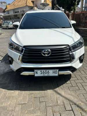 Jual bekas Inova REBORN V diesel AT 2021reg AjiBB,lokasi di 