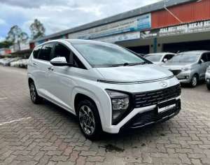 Jual bekas ISTIMEWAHYUNDAI STARGAZER PRIME 1.5 IVT AT MATIC 2023 PUTIH,lokasi di 