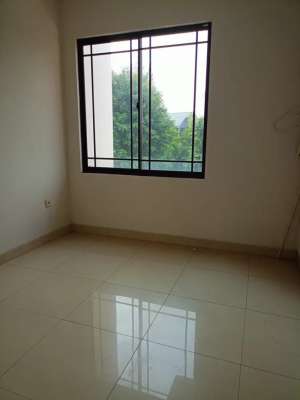 J Di Jual Cepat Rumah AlamatGreen Lake City ClusterAsia UK 6x15 lokasi di Cengkareng, tersedia melalui melalui situs Olx