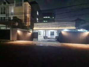 J.Rumah Kost 17 Kamar Dkt ke Kuningan,Kemang,Psr Minggu,Pejaten Jaksel lokasi di Mampang Prapatan, tersedia melalui melalui situs Olx