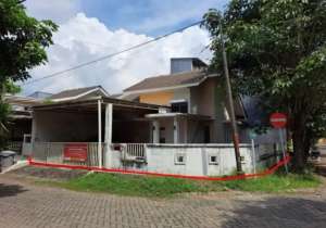 Jual Cepat Asset Bank Rumah Murah lokasi di Waru, tersedia melalui melalui situs Olx