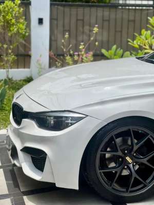 Jual bekas Jual cepat BMW 320 i Sport F30 2012,lokasi di 