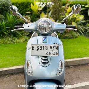 Jual bekas Jual cepat PIAGGIO VESPA LX 125 IGET LED FACELIFT TH 2023,lokasi di Periuk