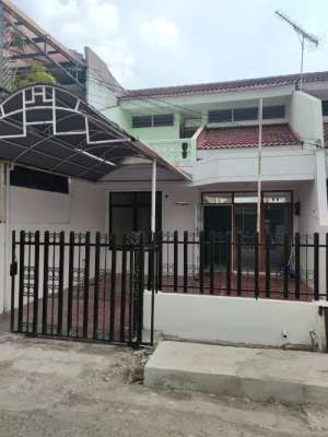 Jual Cepat Rumah Kelapa Puan, Bebas banjir, Harga nego lokasi di Kelapa Gading, tersedia melalui melalui situs Olx