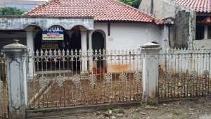 Jual Cepat, Rumah Lama, Jalan Panjang - Kebon Jeruk, Lokasi strategis lokasi di Kebon Jeruk, tersedia melalui melalui situs Olx