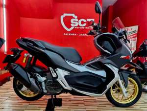 Jual bekas Jual Cpt 90LikeNew KM17Rb PjkAug25 HONDA ADV 150 ABS 2021,lokasi di Cempaka Putih