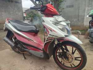 Jual bekas Jual motor Hayate 125 th 2013,lokasi di Cilodong
